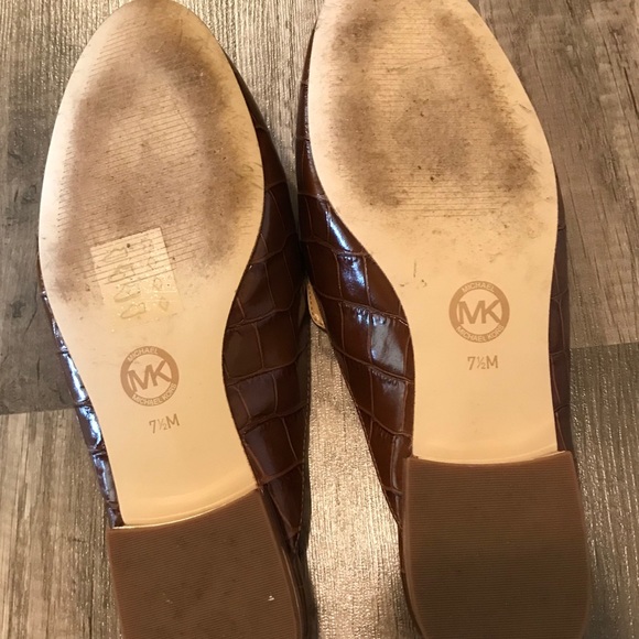 Michael Kors slip on leather flats - Picture 3 of 3